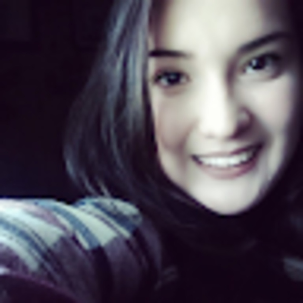 Meet your Posher, Desiree